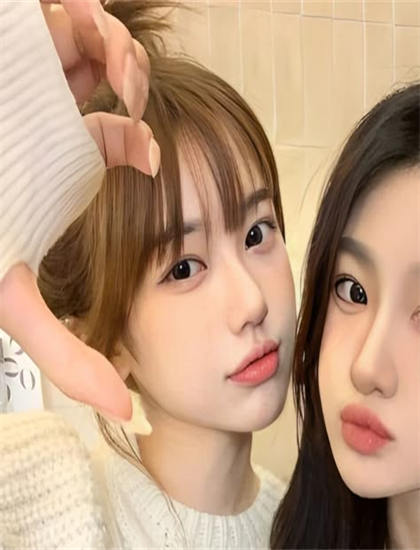 带你走进《丑女无敌第1季》的幕后世界：美术设计的灵感来源 体会团队合作的力量